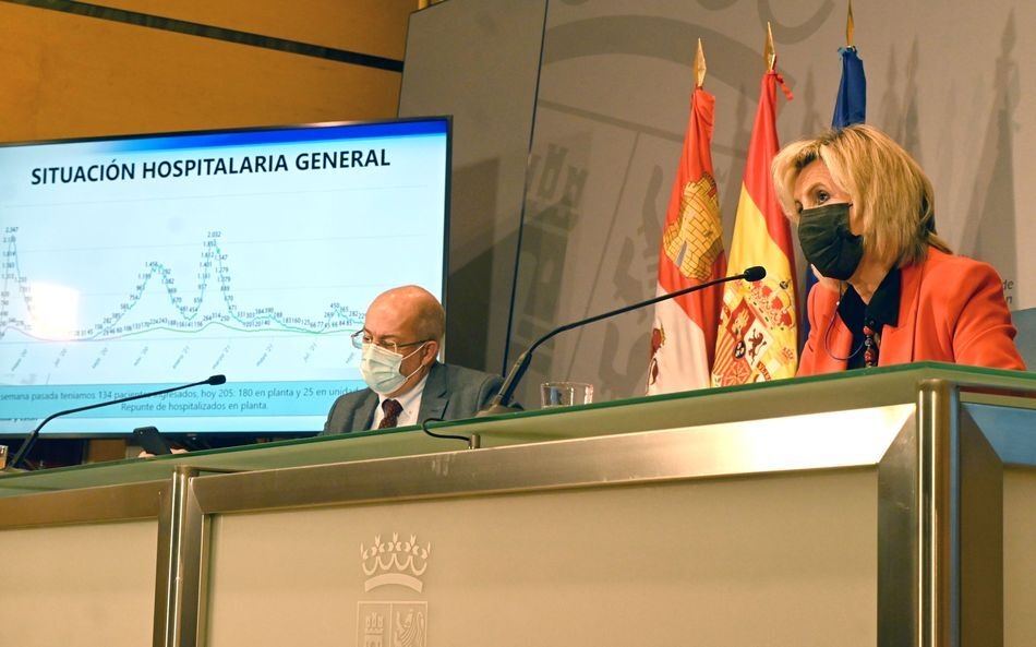 Igea y Casado vuelven a su profesión médica tras la convocatoria anticipada de elecciones